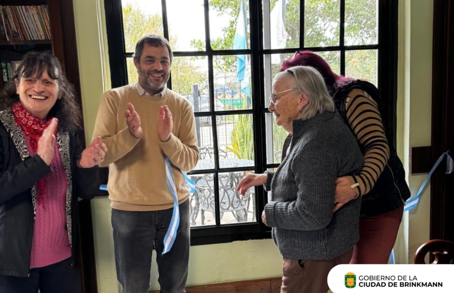 Se inauguró la Biblioteca Tino Santamaría