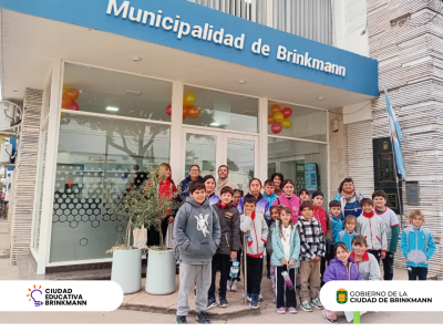 Tuvimos visitas en el Edificio Municipal