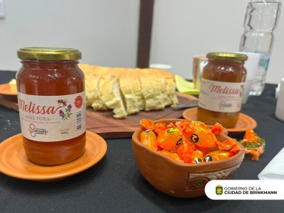 Cooperativa Integral presentó miel "Melissa"