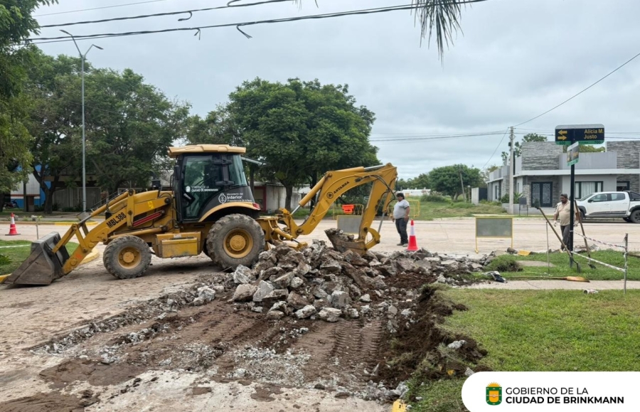 Comenzaron las obras del Plan de Bacheo en calle Pellegrini 