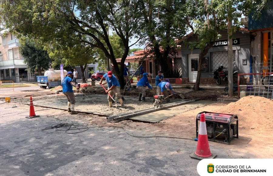 Obra de repavimentación en Av. Seeber y Sarmiento